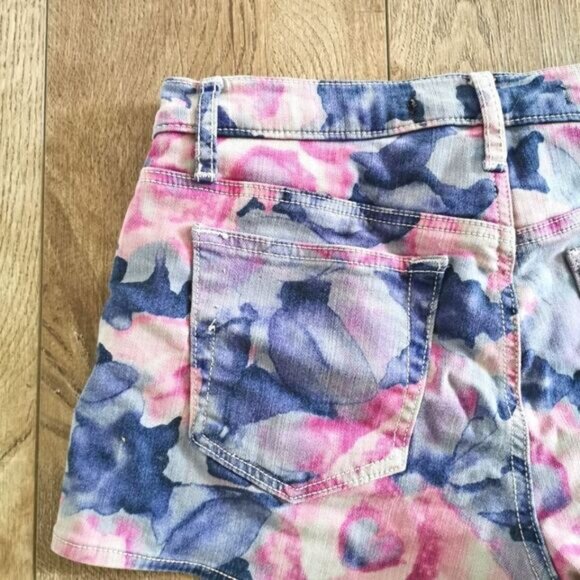Joe's jeans watercolor shorts size 28 - Picture 3 of 8